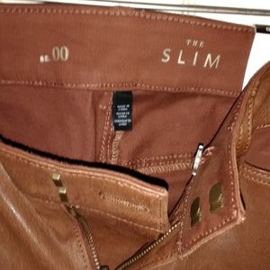 WHITEHOUSEBLACKMARKET Leather Womens pants.
